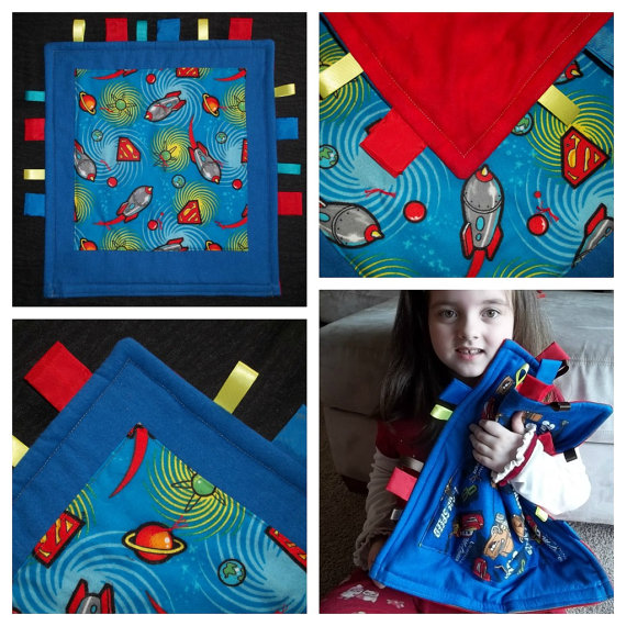 Taggie Cozy Warmer Superman Blanket