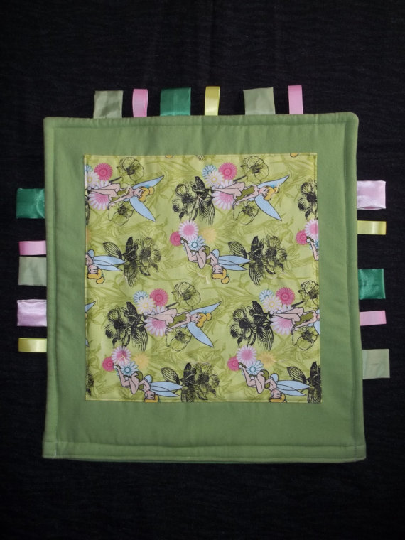 Taggie Cozy Warmer Tinkerbell Blanket